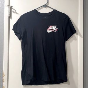 Nike short sleeve t-shirt